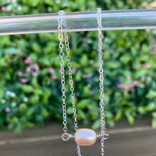 Load image into Gallery viewer, Blush Pearl Necklace