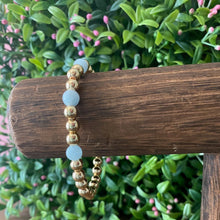 Load image into Gallery viewer, Aquamarine & Gold Bracelet