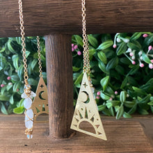 Load image into Gallery viewer, Moon Prism