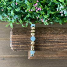 Load image into Gallery viewer, Aquamarine & Gold Bracelet