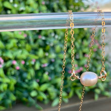 Load image into Gallery viewer, Blush Pearl Necklace