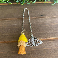 Load image into Gallery viewer, Silver Moth bookmark