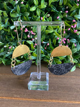 Load image into Gallery viewer, Black Howlite and Brass earrings