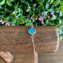 Load image into Gallery viewer, Chalcedony Square Cut Glass Stone bracelet