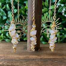 Load image into Gallery viewer, Seeing Eye Rose Quartz Bookmark