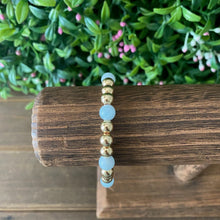 Load image into Gallery viewer, Aquamarine & Gold Bracelet