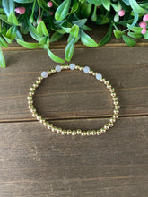 Load image into Gallery viewer, Rose Quartz & Gold Bracelet
