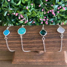 Load image into Gallery viewer, Quartz Glass Square Cut Bracelet