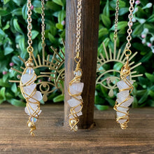 Load image into Gallery viewer, Seeing Eye Rose Quartz Bookmark